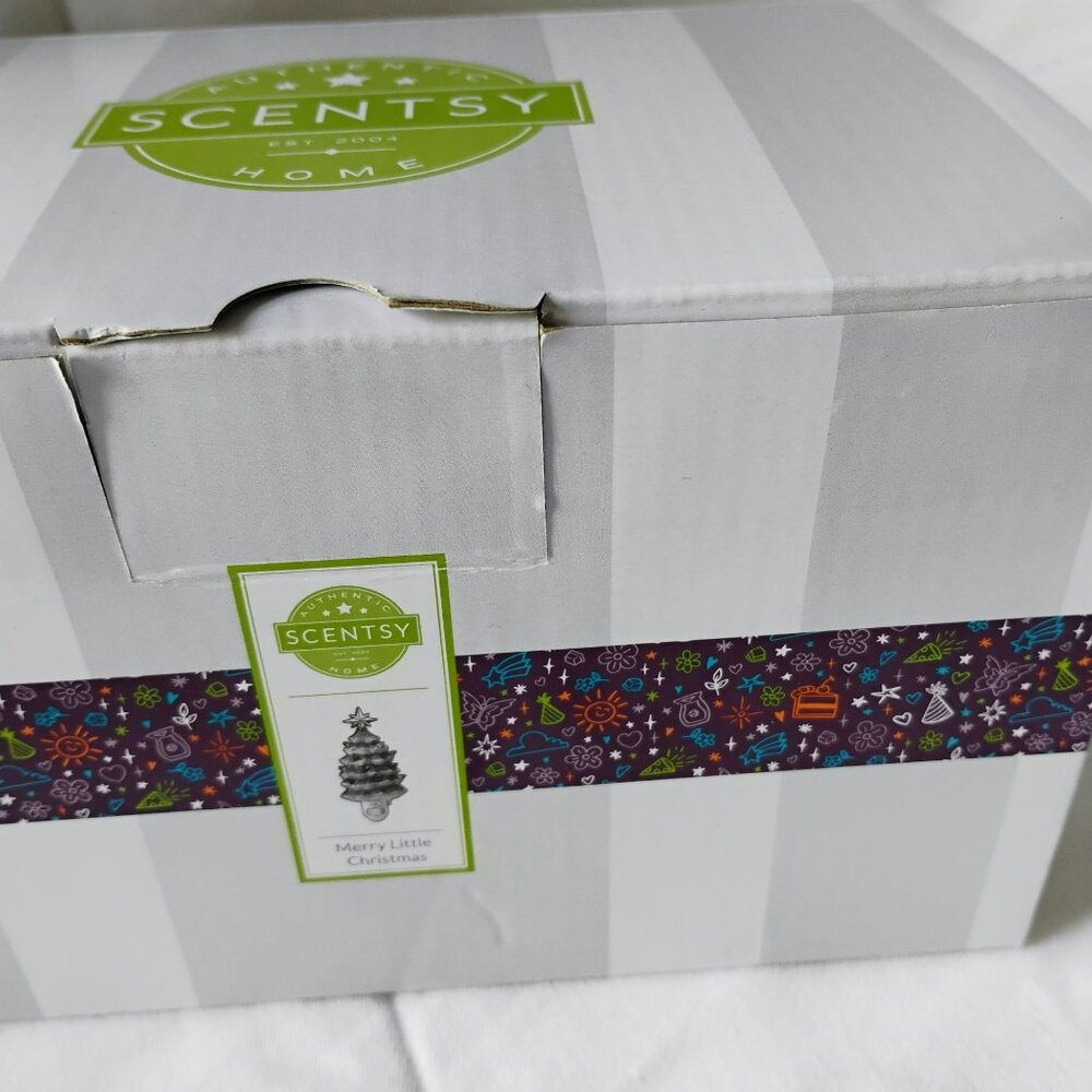 Merry Little Christmas Scentsy Wax Warmer Ceramic Tree With Box 7" Tall - Picture 7 of 10